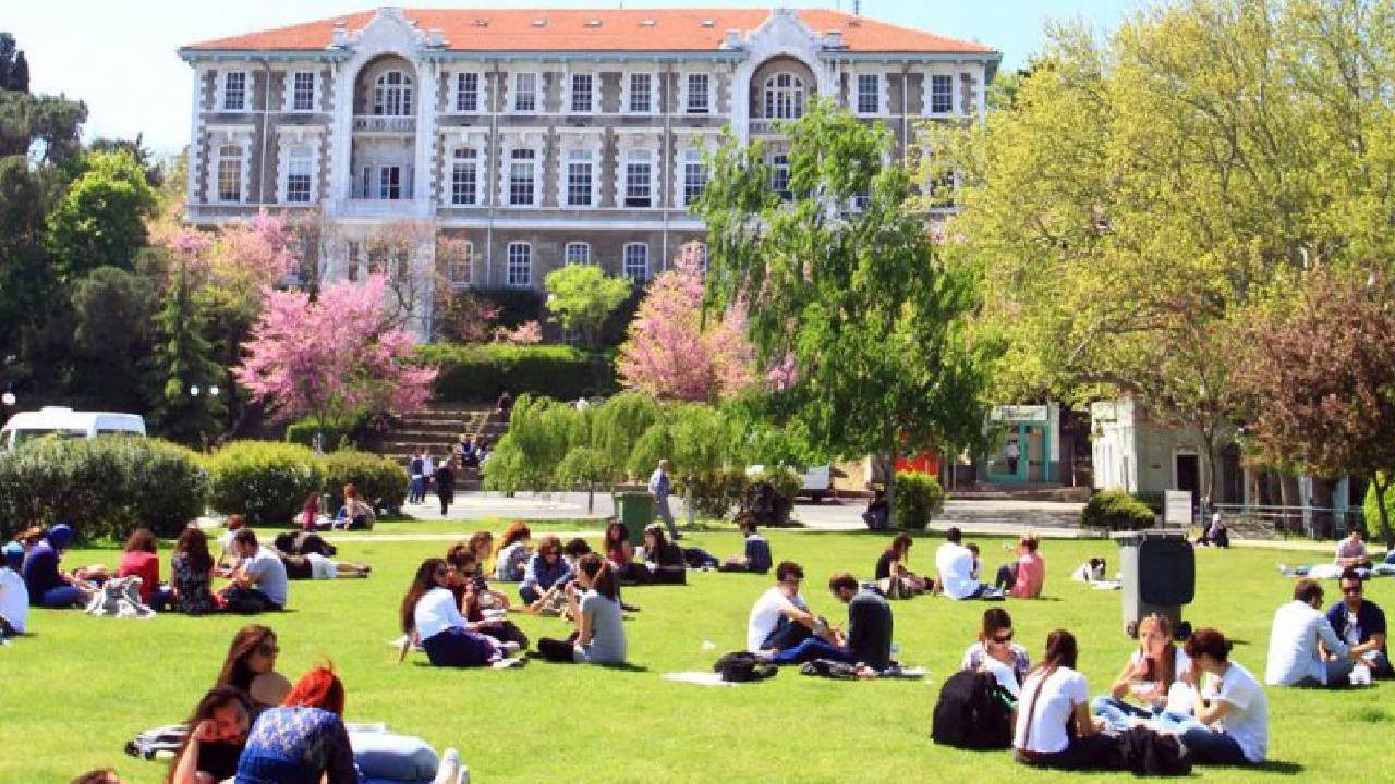 Türkiye’nin En İyi Devlet Üniversiteleri Belli Oldu: Zirve El Değiştirdi