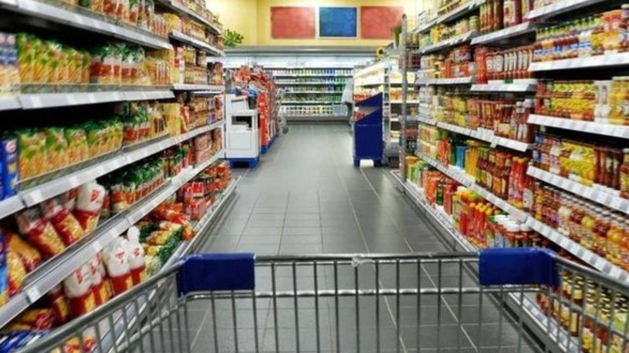 Türkiye’nin Market Devi İflas Bayrağını Çekti! Yaptığı Büyük İndirimlerle Biliniyordu