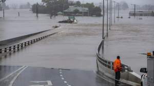 Ülke Alarmda! Binlerce Kişiye Tahliye Emri