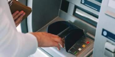 Ünlü Bankadan Şok Karar: ATM ve Şubelerini Teker Teker Kapatıyor