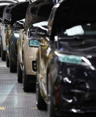 Ünlü Otomotiv Devinden Beklenmedik Karar: Tüm Planlar Değişti