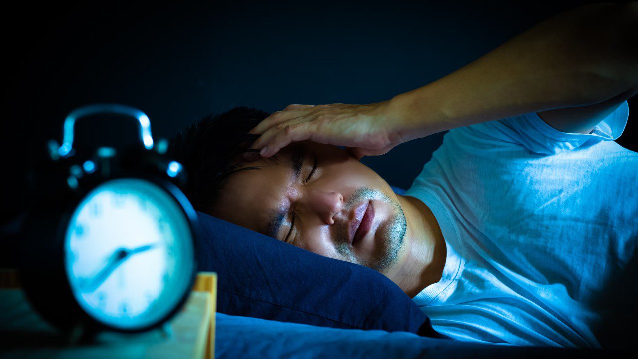 Uzmanı Açıkladı: Yorgunken Bile Uyuyamıyor Musunuz? İşte İki Dakikada Mışıl Mışıl Uyutan Yöntem