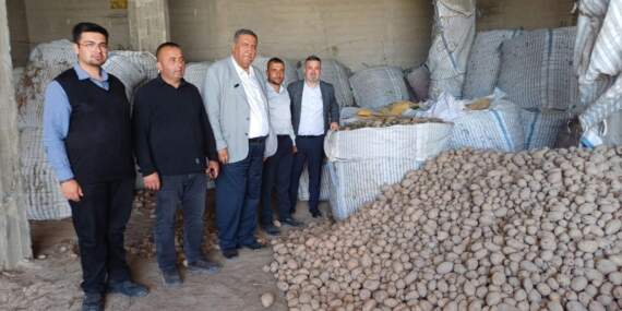 ‘Vatandaş 40 Liraya Alıyor, Üretici 1 Liraya Satamıyor’