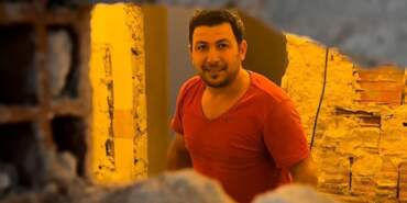 Yan Daireden Gelen Sürpriz Sosyal Medyayı Salladı! Komedi Gerçeğe Karıştı