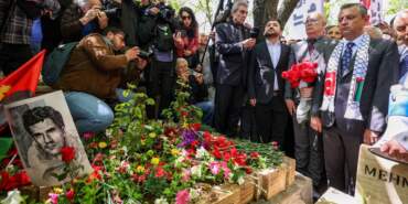 Yeniçağ Gazetesinden CHP’yi Hedef Alan ‘Deniz Gezmiş’ Yazısı! Tartışmaları Fitilledi, Sosyal Medya İkiye Bölündü