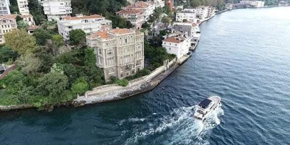 İstanbul Boğazı’nda gemi geçişleri yeniden başladı