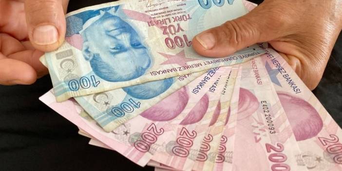 DİSK'ten ikramiye tepkisi: 2018’de asgari ücretin yüzde 62’siydi, şimdi yüzde 18’i bile değil