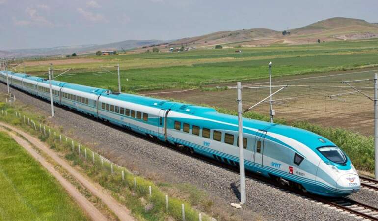 Kayseri’den Samsun’a deniz havası almak sadece 2.5 saatte mesafede! İki şehir demiryoluyla birleşiyor