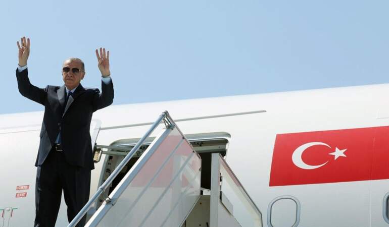 Cumhurbaşkanı Erdoğan Hollanda temaslarını tamamladı