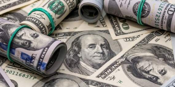 Dolar 3 yılın en düşük seviyesinde