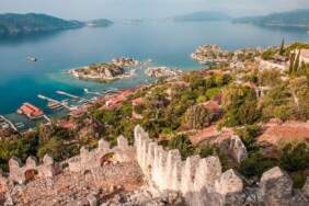 Ne arabayla gidiliyor, ne de uçakla… Antalya’da gizli kalmış güzellik: Lüks otellere taş çıkarıyor