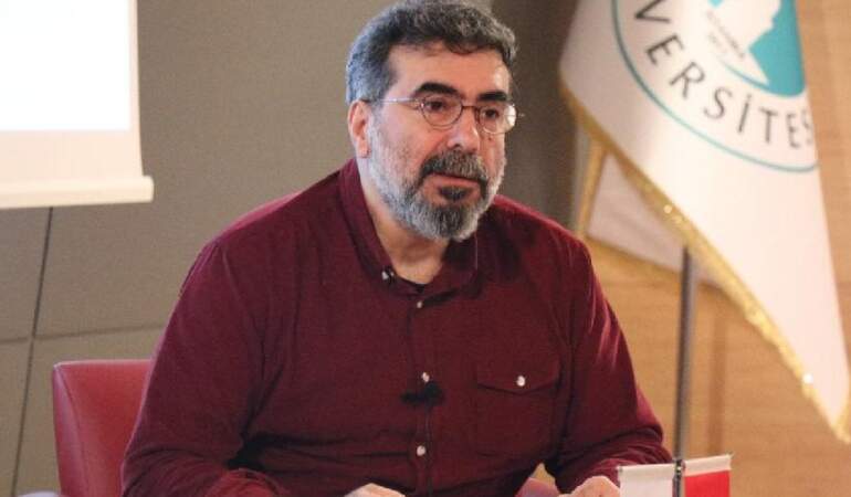‘Dürüm yiyen felsefeden anlamaz’ diyen Dücane Cündioğlu’ndan açıklama: Sözüme takılmayın, anlamına bakın