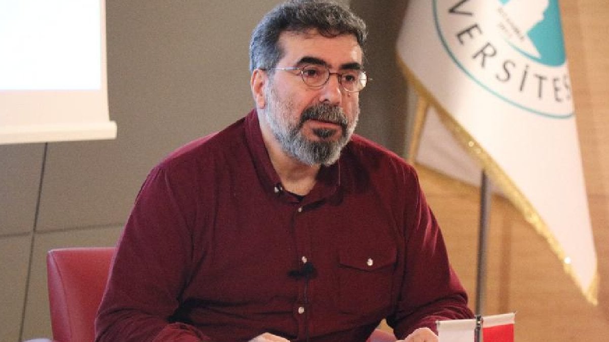 ‘Dürüm yiyen felsefeden anlamaz’ diyen Dücane Cündioğlu’ndan açıklama: Sözüme takılmayın, anlamına bakın