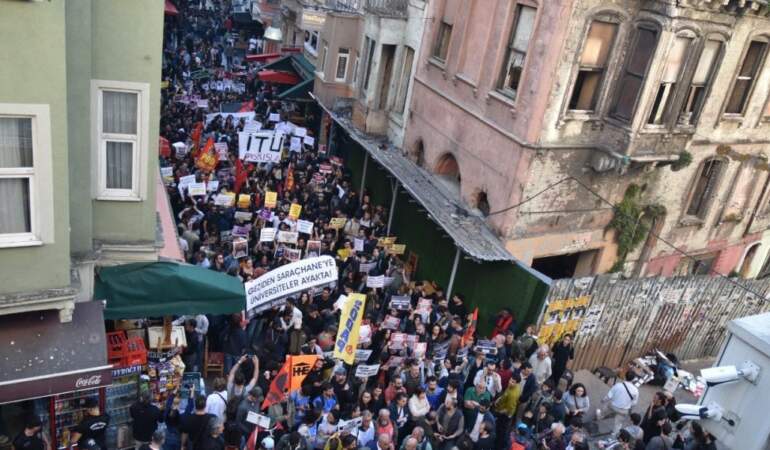 Gezi anmasında gözaltına alınanlar serbest bırakıldı