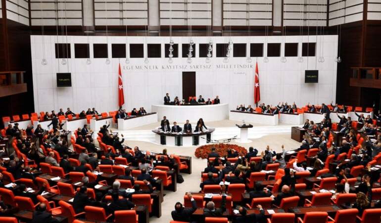 Meclis’te başkanlık yarışı başlıyor