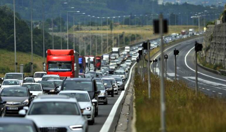 Yolcu otobüslerinde iki yenilik: Ağır taşıtlara bayramda trafik yasağı