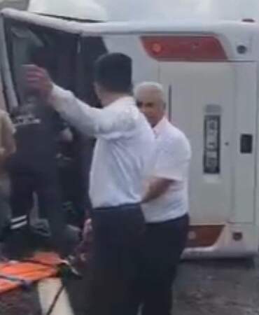 Yozgat’ta yolcu otobüsü devrildi: 3 ölü, 19 yaralı