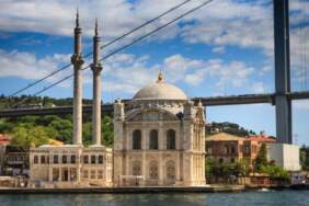 İstanbul’da yaz göz kırpıyor: Yarın az bulutlu ve sıcak bir hava bekleniyor! İşte 3 Haziran 2025 İstanbul hava durumu…