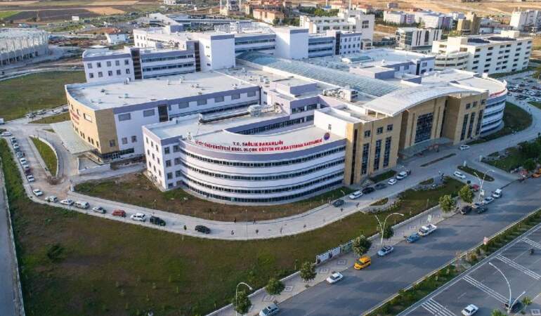 Hastanede tahtakurusu alarmı: Üç servis hizmete kapatıldı