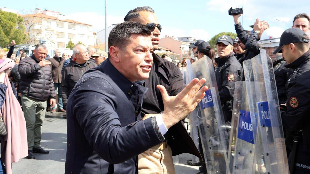 Marmaris belediye başkanı ve dört kişi hakkında dava