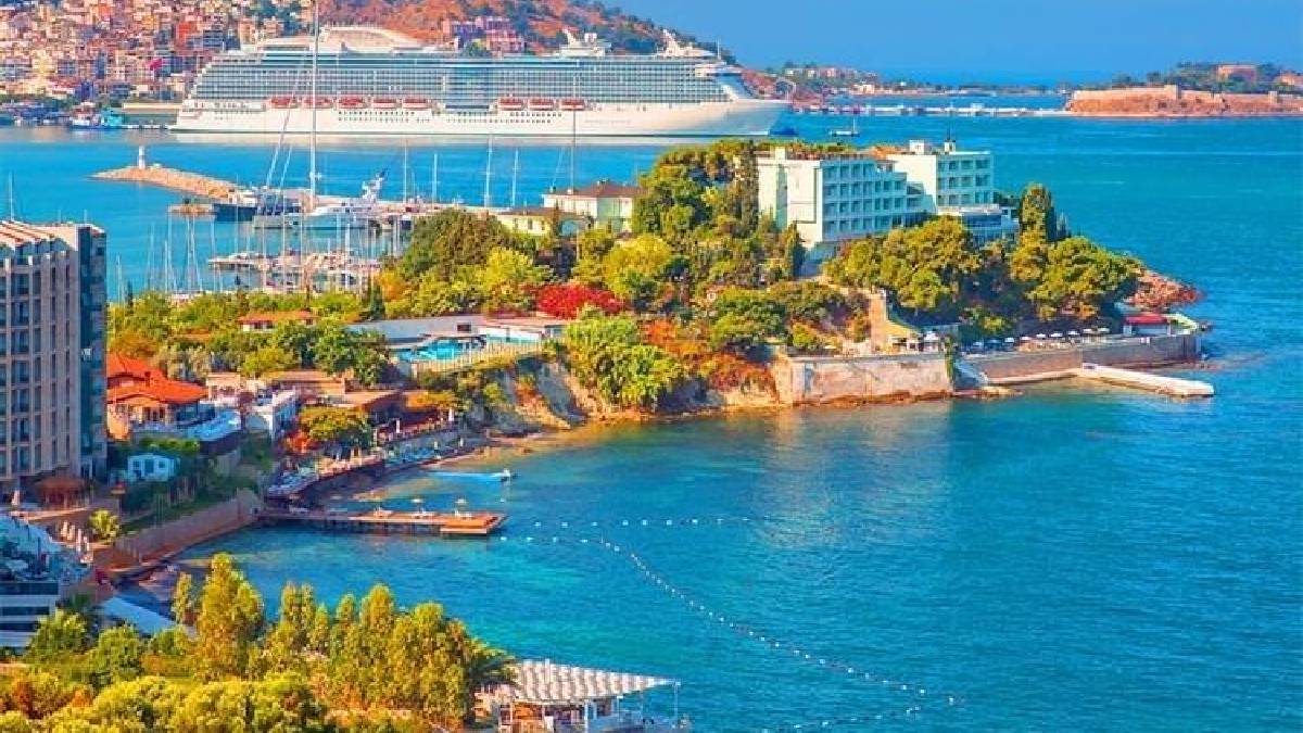 Turizmi yeni kalbi! Tatilciler akın ediyor, berrak deniz ve sakinlik sunuyor: Çeşme’yi unutturan adres deniyor