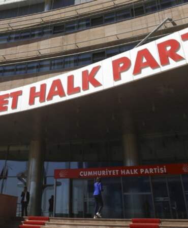 CHP Kurultayı iddianamesi kabul edildi: İmamoğlu dahil 12 kişiye hapis talebi