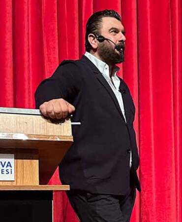 Yıllardır ‘doktor’ olarak hipnoz seansları düzenleyen şahsın diploması sahte çıktı! Dijital imza skandalı ifşa oldu