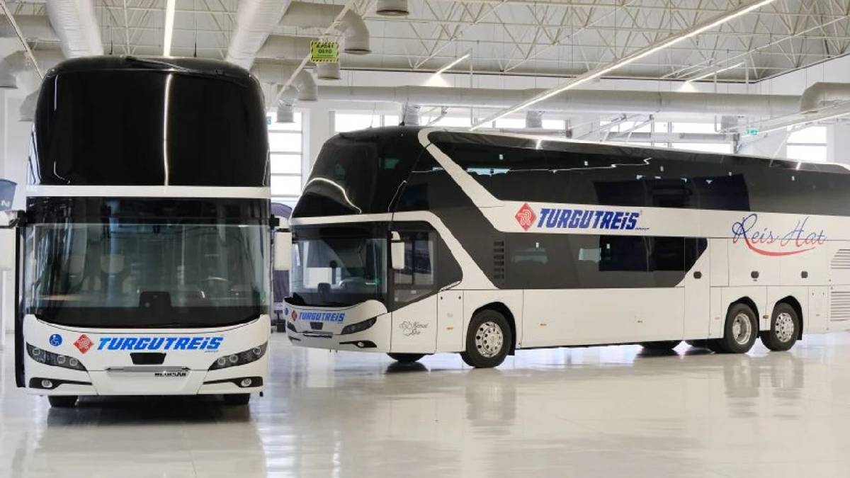 Türkiye yollarında bir ilk! MAN’dan dev adım geldi: İlk çift katlı otobüs teslimatı gerçekleşti