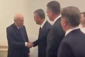 Özel ve Bahçeli sohbet etti: ‘Çok hareketlisiniz’