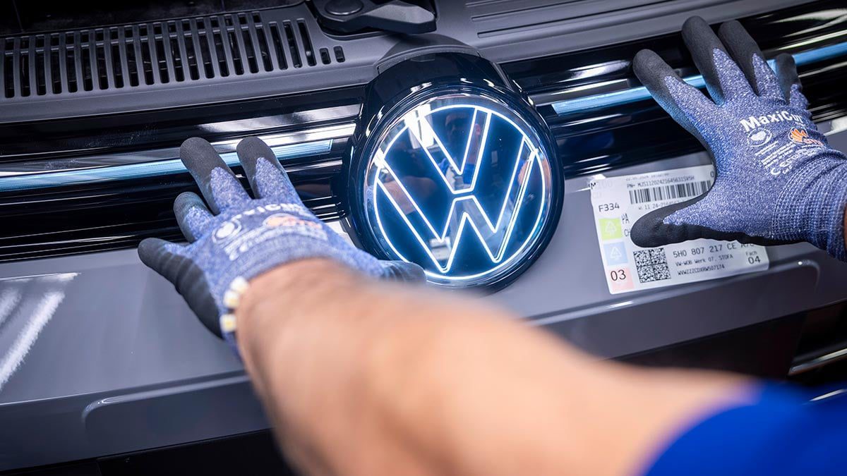 Volkswagen’in Wolfsburg fabrikası zor durumda! 4 gün çalışılacak