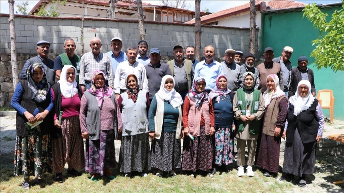 10 yıl önce karar aldılar, bozmadan uyguladılar! Bu köyde sigara içilmiyor: Dumansız hava sahasının tek adresi