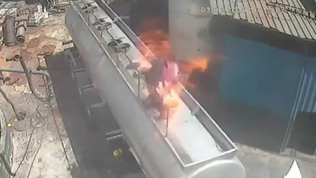 Ağzında sigara ile açtığı tanker kapağı bomba gibi patladı: Metrelerce havaya uçarak ağır yaralandı