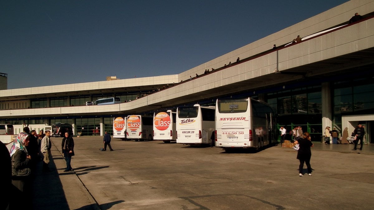 Bayram tedbiri: Otobüslerde 3 bin ‘gizli yolcu’ polis