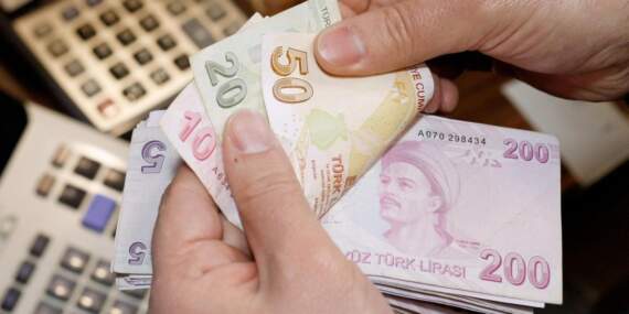 Bütçe açığı derinleşiyor: Hazine, yazın borçlanma rekoru kıracak