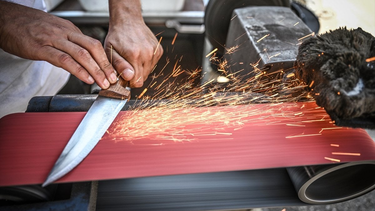Yılların ustasından mutfakta hayat kurtaran uyarı! Bıçakları anında köreltiyor: Kurban Bayramı öncesi sakın yapmayın