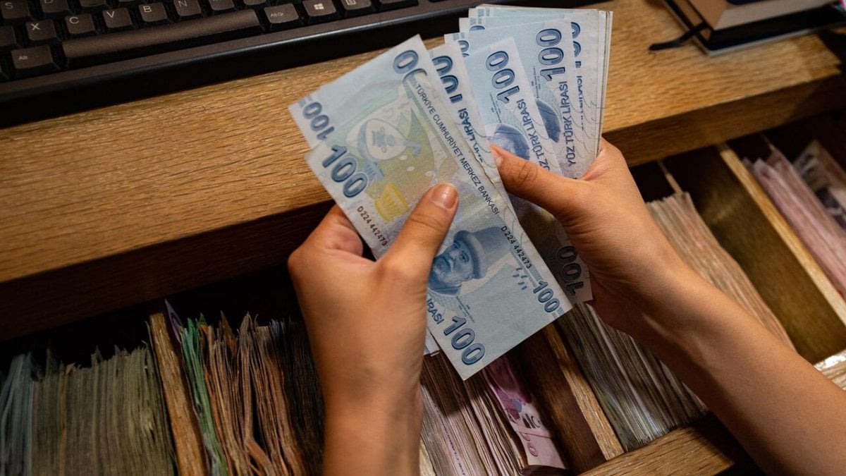 Asgari ücret ve emekli aylıkları enflasyona yenik düştü: Temmuzda ara zam görünmüyor