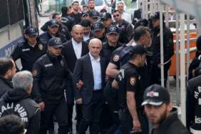 CHP’li 5 belediye başkanı görevden uzaklaştırıldı