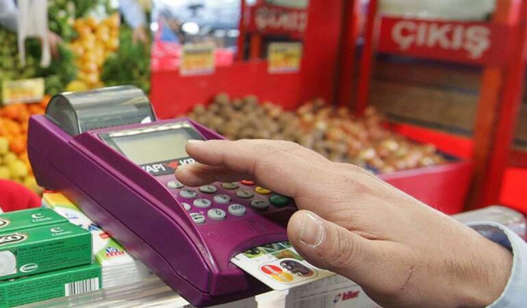 Banka komisyonları krizi: Esnaf ve tüketiciler isyanda! Fatura yine vatandaşa kesiliyor
