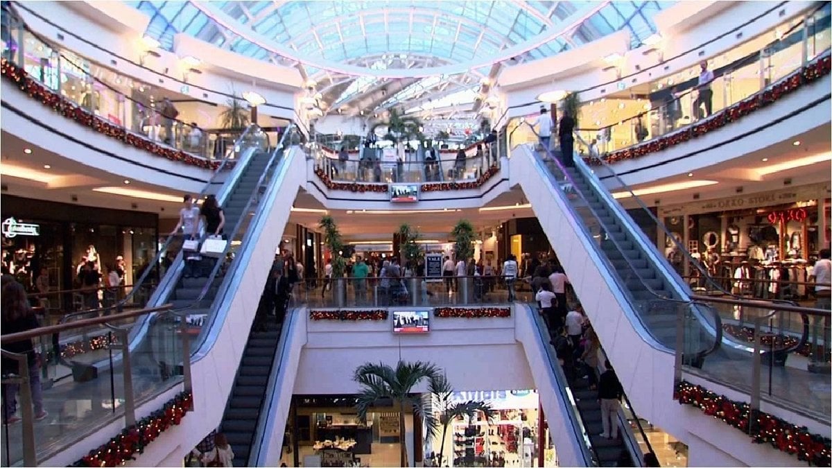 Borsada adını sıkça duyuruyordu… Dünyaca ünlü tekstil devinin hisseleri düşüşe geçti: Yatırımcılar hayal kırıklığına uğradı