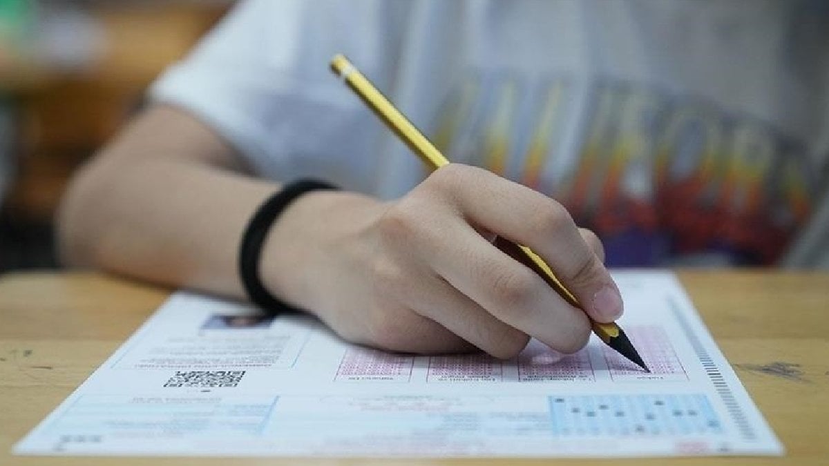 LGS’ye girecekler dikkat! Pazar günü nüfus müdürlükleri açık olacak