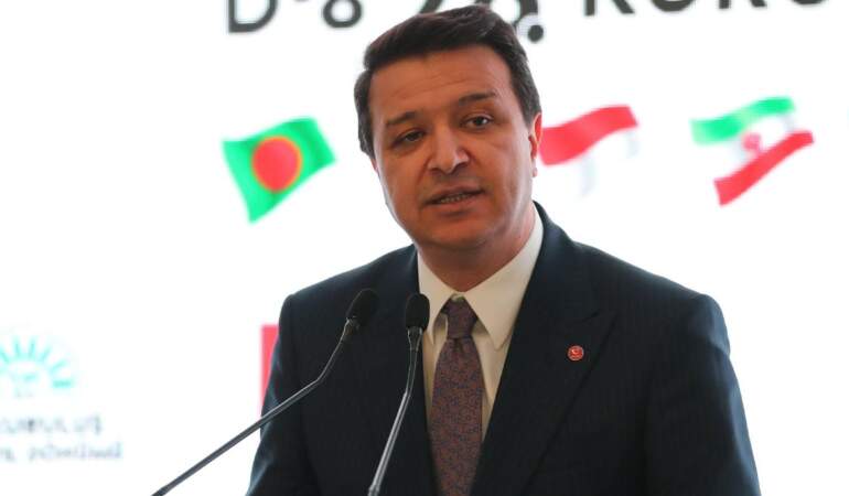 Mahmut Arıkan: D-8, adalet temelli yeni bir dünya düzeni için umuttur
