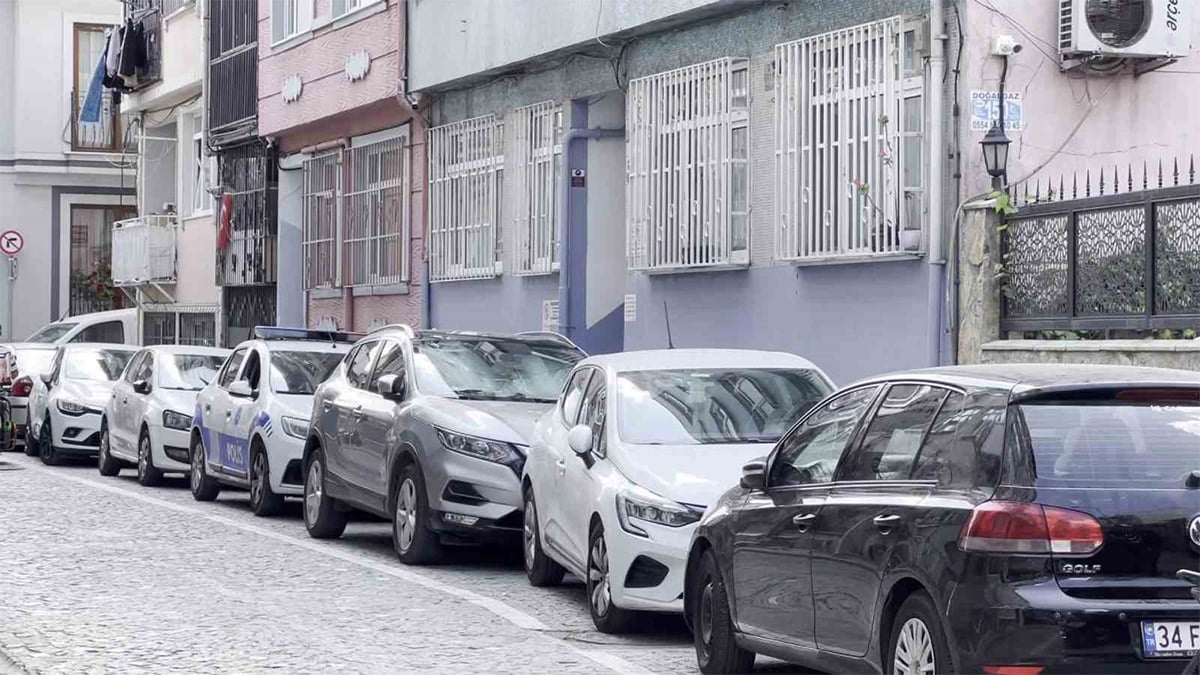 İstanbul’un göbeğinde polis memurundan dehşet: Evinden arkadaşının başsız cesedi çıktı