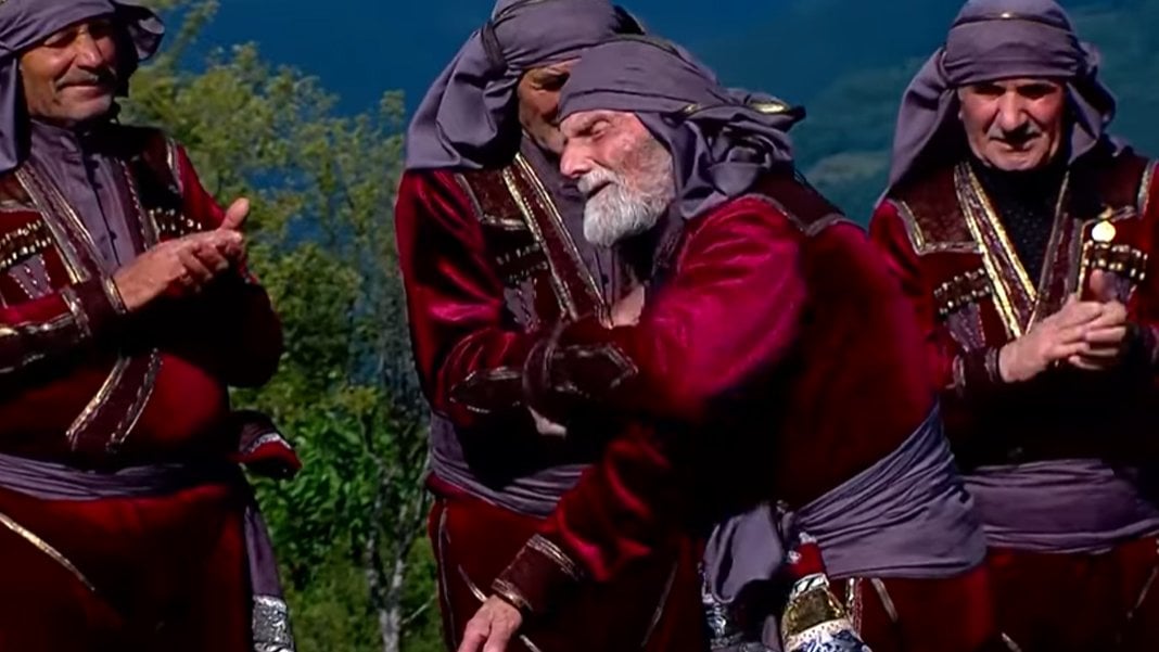 105 yaşında hayata veda etti: Dünyanın en yaşlı dansçısı Muhammet İremadze yaşamını yitirdi