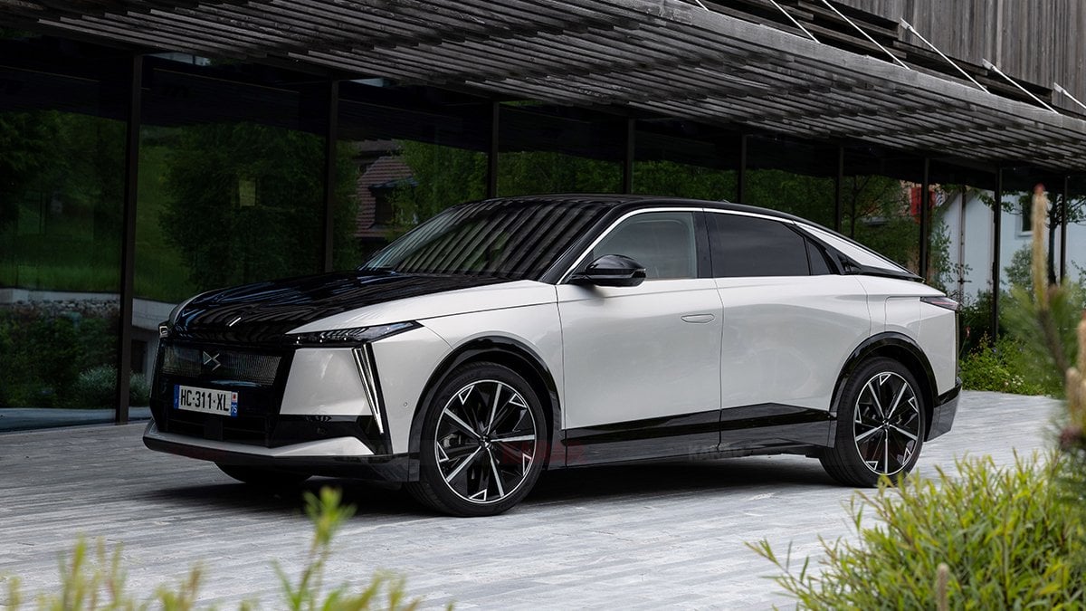 DS, İddialı Elektrikli Modelini Satışa Açtı: Elektrikli Pazarını Sallayacak! 350 Beygir Güç, 750 KM Menzil