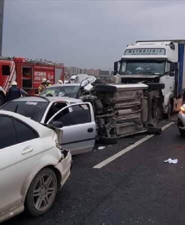 Sürücüler buralarda iki kat dikkatli olmalı! Türkiye’nin en riskli yolları açıklandı: En çok kaza yaşanan güzergahlar bunlar!
