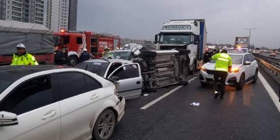 Sürücüler buralarda iki kat dikkatli olmalı! Türkiye’nin en riskli yolları açıklandı: En çok kaza yaşanan güzergahlar bunlar!