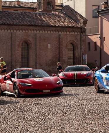 430 Klasiğin yarıştığı 1000 Miglia’da ilk günün lideri Alfa Romeo!