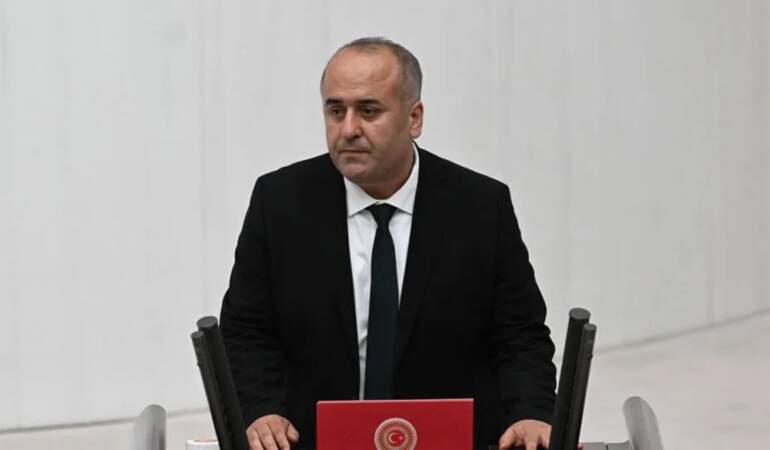 DEM Parti İstanbul Milletvekili Cengiz Çiçek: ‘Onurlu bir yaşam için ara zam şart’
