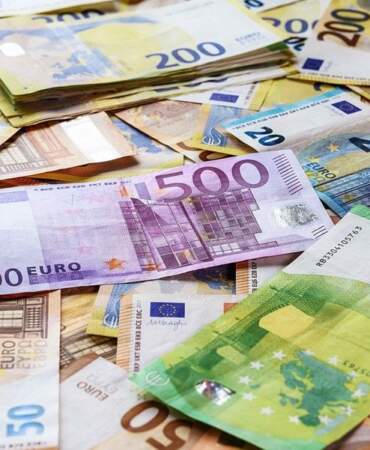 Eurodan yeni rekor: Ekonomik beklentiler fiyatları sıçrattı