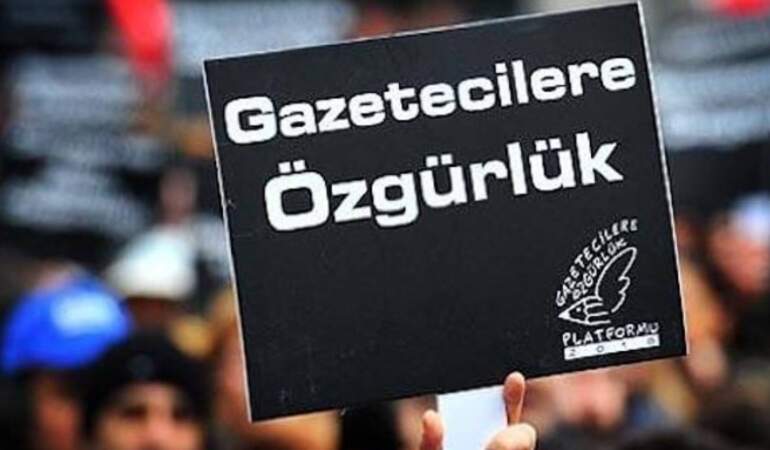 Rapor: 2025’in ilk çeyreğinde 157 gazeteci yargılandı, 25’i tutuklandı
